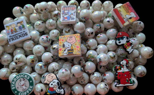 Snoopy Acrylic Bead Mix